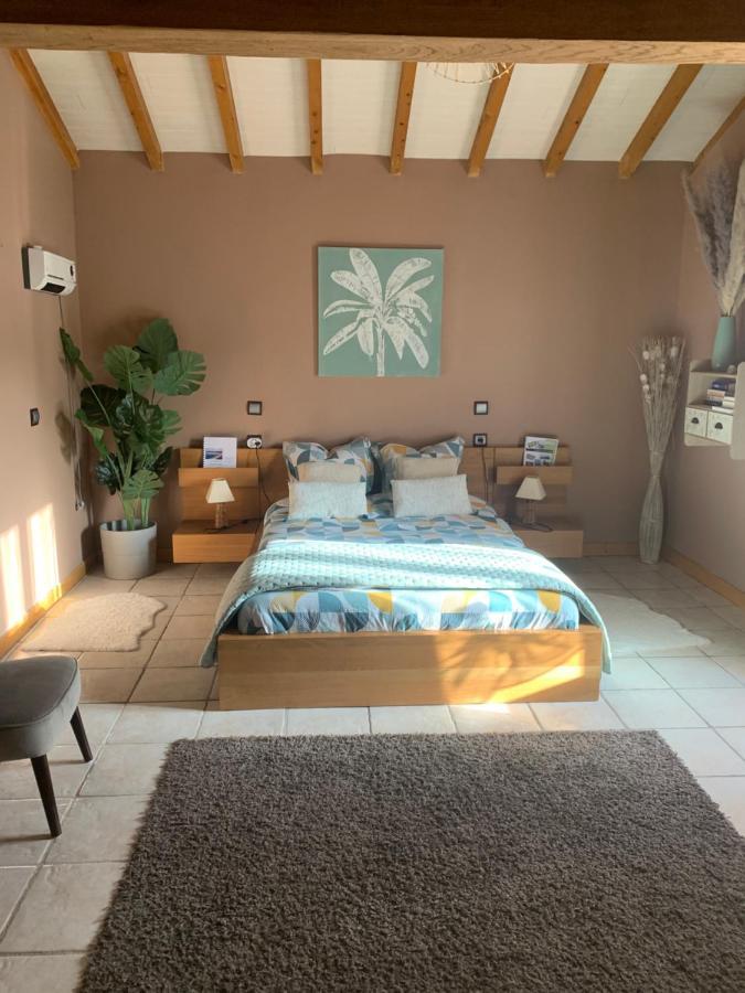Chambre Salon Independant, Salle De Bain Wc Prives, Jardin Prive, Piscine Partagee Pres D'Un Lac Mesnil-Saint-Père Екстериор снимка